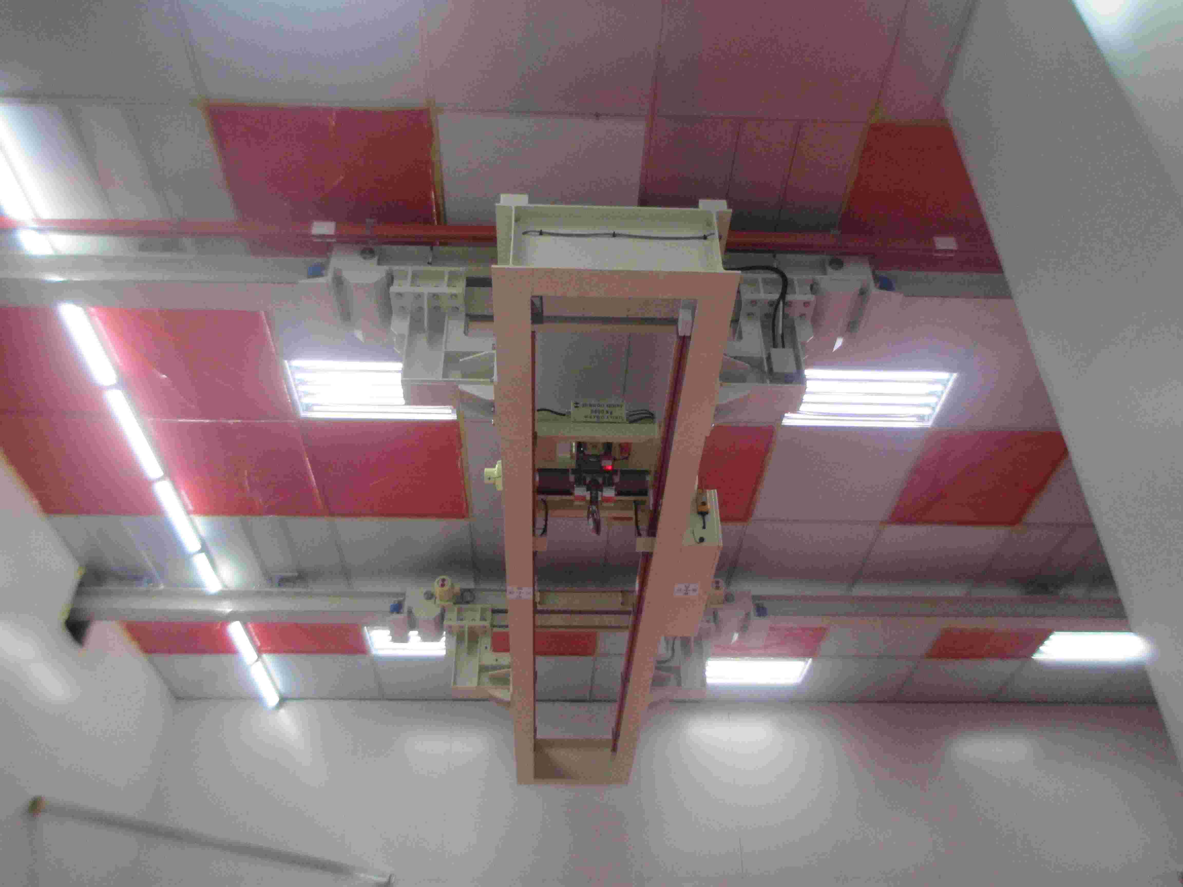 2、潔凈無塵雙梁懸掛起重機(jī).jpg