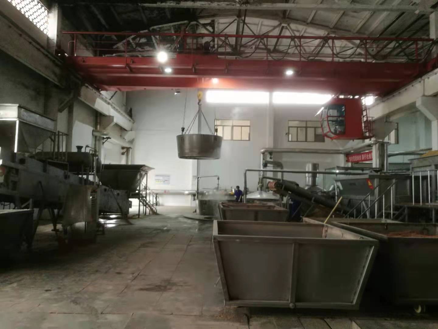1.2、第一代：吊鉤抓斗兩用起重機(jī).jpg